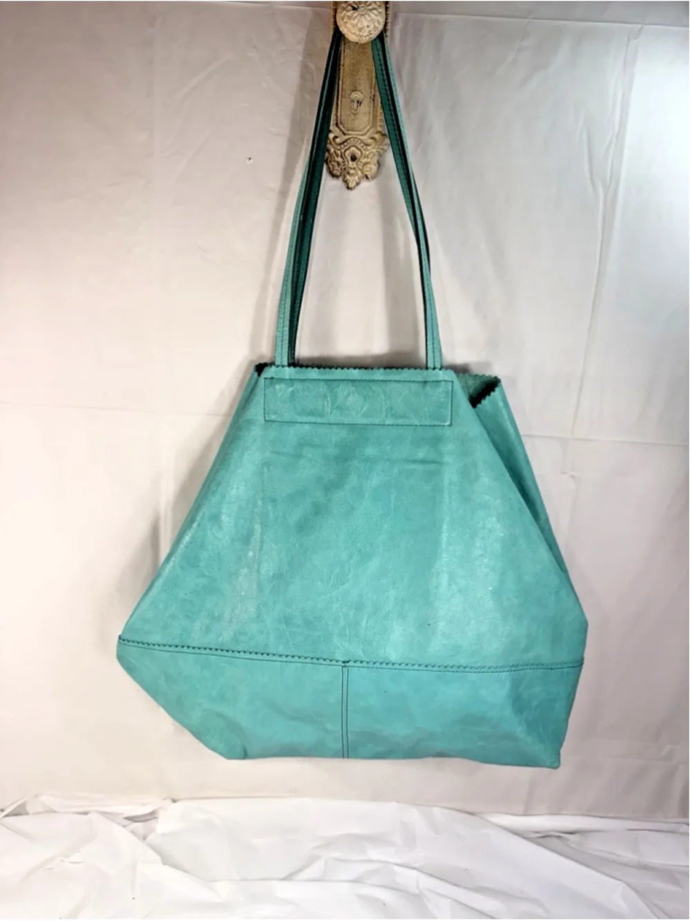 Trina Turk Banana Republic leather tote turquoise Limited edition